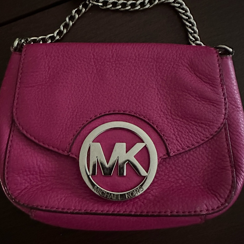 Michael Kors Fuscia Leather Crossbody Purse